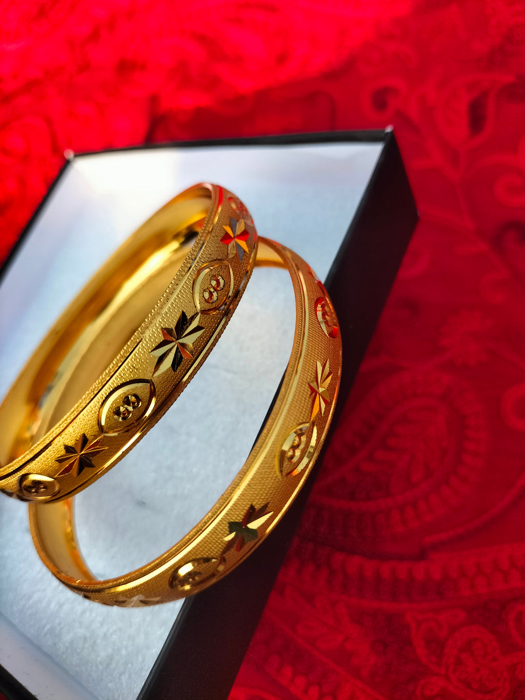 Designer Gold-Look Star Bangles (Set of 2).