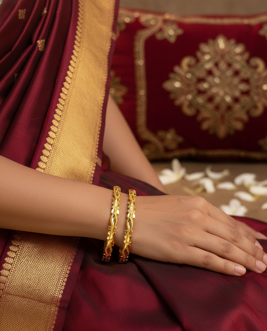 Traditional High-Finish Gold-Look Filigree Bangles (Set of 4)